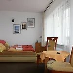 Pensjonat Radzik Alojamento de Acomodação e Pequeno-almoço *