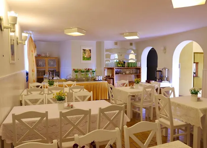 Pensjonat Radzik Bed & Breakfast *